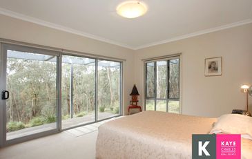 2 Brennan Avenue, Beaconsfield Upper
