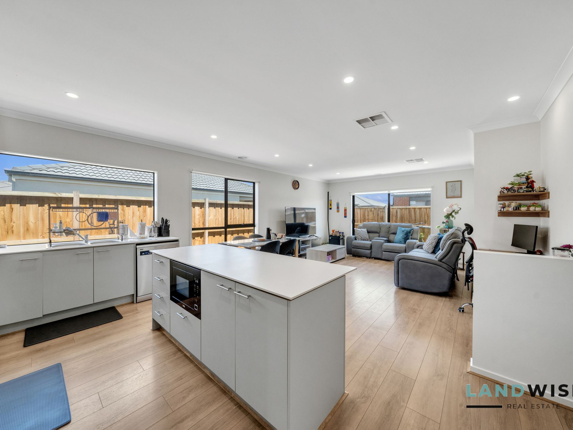 10 Kite Street, Deanside