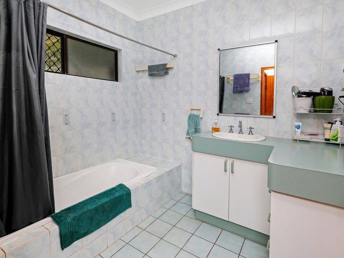 9 Hutton Drive, Tolga