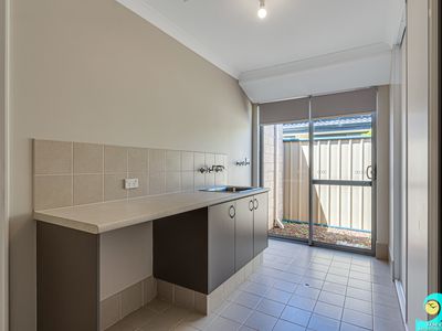 24 Blackwood Meander, Yanchep