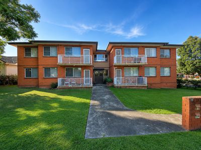 6 / 19 John Street, Gwynneville