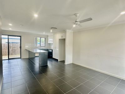 2 / 300 Redbank Plains Road, Bellbird Park