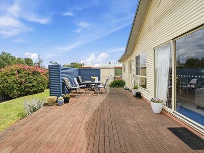 34 Belgrave Parade, Youngtown