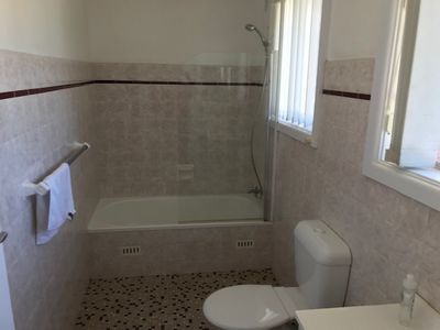 15 The Esplanade, Oak Flats