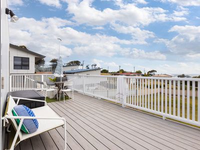 3 Heath Court, Bridport