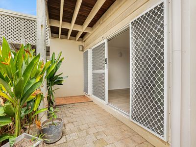 10 / 18-20  Adair Street, Yorkeys Knob