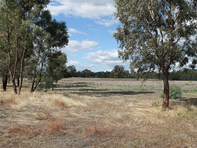 300 Old Heathcote Road, Mount Camel