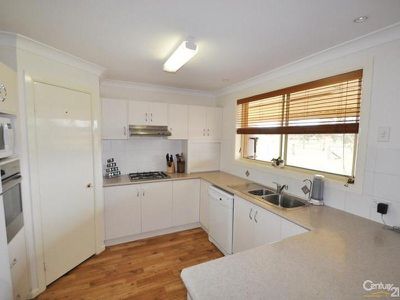 25R Debeaufort Drive, Dubbo