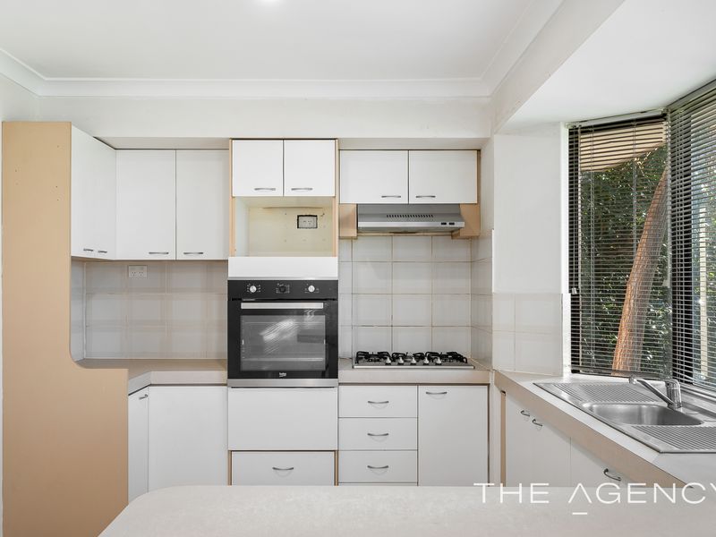 18 Hopkins Way, Spearwood
