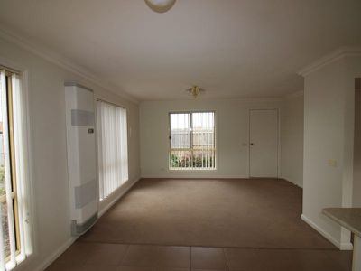 1 / 71 Matthews Road, Lovely Banks