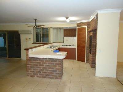 8 Lymburner Drive, Hillarys