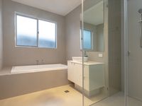 37 Prahan Crescent, Parkinson