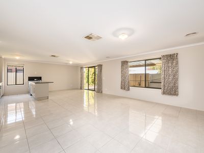 34 Nightingale Way, Shepparton