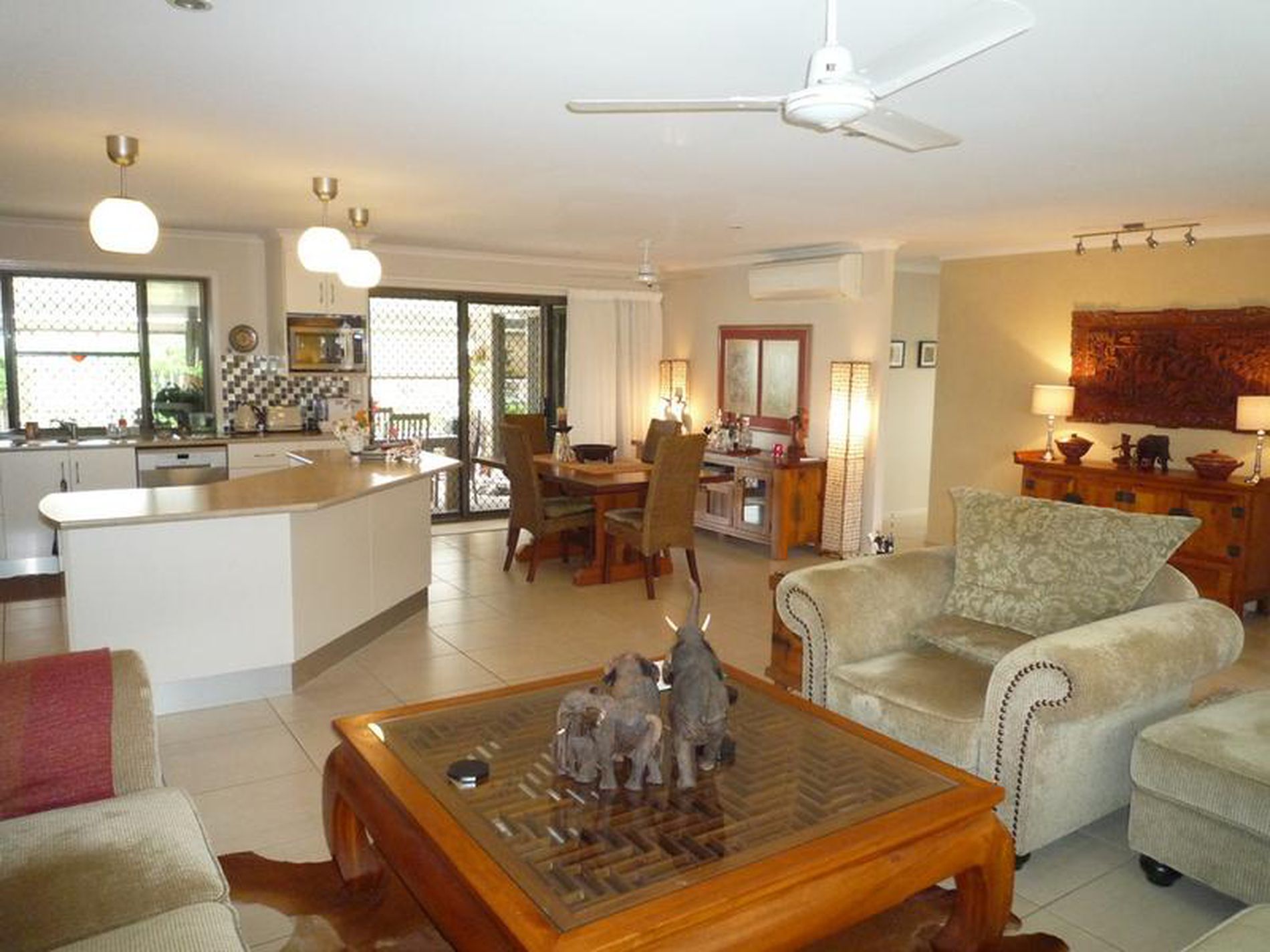 2 Honeyeater Ct, Woodgate