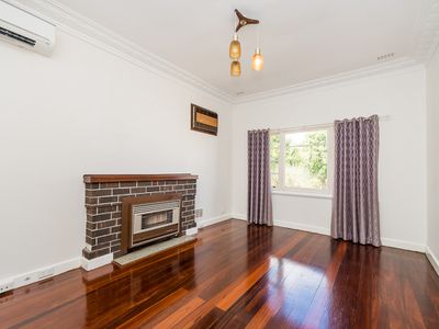 76 Shaftesbury Avenue, Bayswater