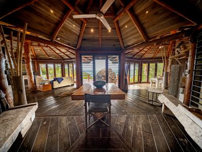 Lot 9 Bedarra Island, Dunk