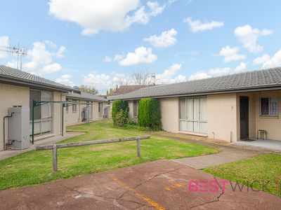 10 / 99 Rankin Street, Bathurst