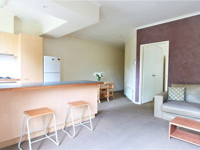 7 / 1219 Centre Road, Oakleigh South