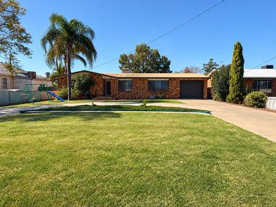 15 Henry Street, Yenda