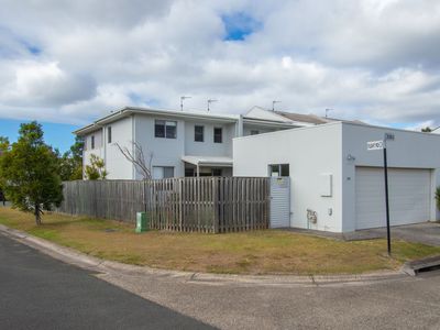 16 The Landings, Upper Coomera