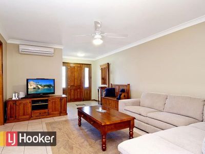 19B Woodcroft Drive, Woodcroft