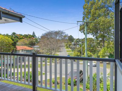 83 Roseneath Parade, Wynnum West