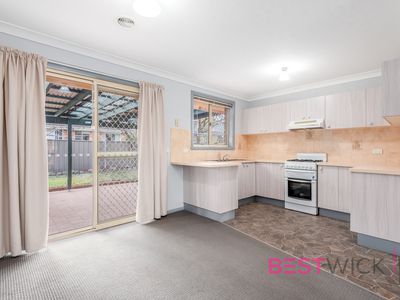 2 Ryan Place, Kelso