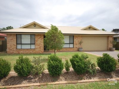 6 Cardiff Arms Avenue, Dubbo