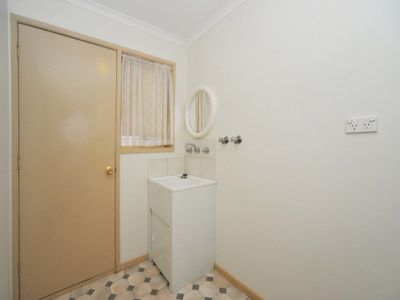 13 Laxdale Court, Kangaroo Flat