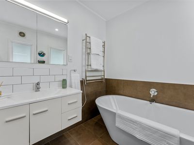 21A Forrest Hill Road, Milford