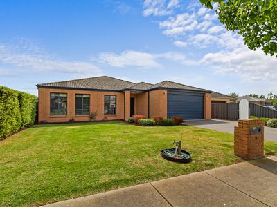 14 Thornley Court, Sale