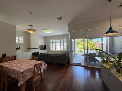 147 Anzac Rd, Mount Hawthorn