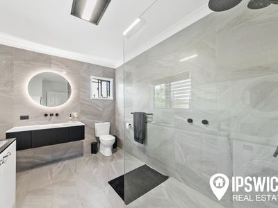 11 Pine Street, Flinders View
