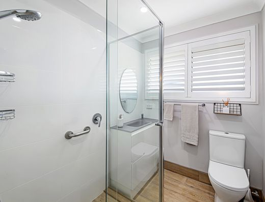 Newly Renovated in Old Tewantin image 10