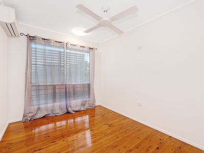 8 Hutchins Street, Heatley