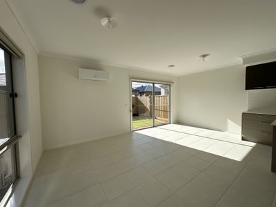 11 Aeolus Street, Armstrong Creek
