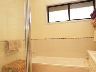 2 / 52 Sale Street, Huonville