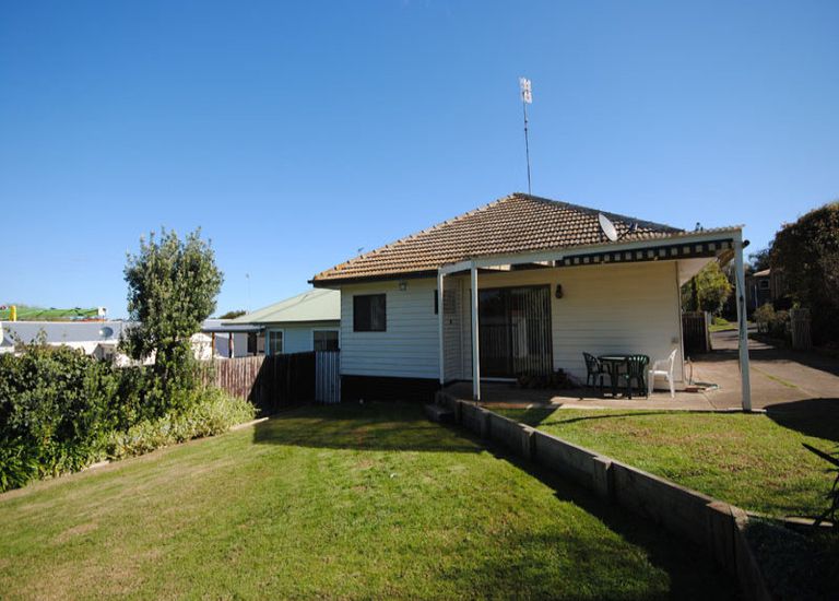 8 Sutton Avenue, Portland