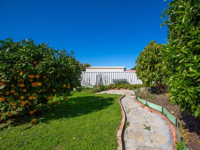 10 Edwards Place, Eaton