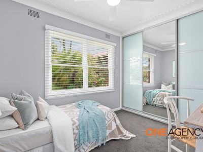24 MAILER AVENUE, Wollongong