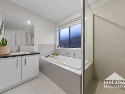 30A Baggygreen Street, Sunbury