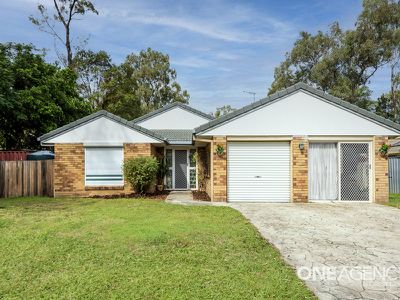 2 Pringle Pl, Forest Lake