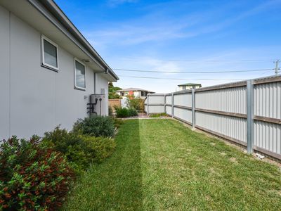 2 / 39 Adelaide Street, George Town