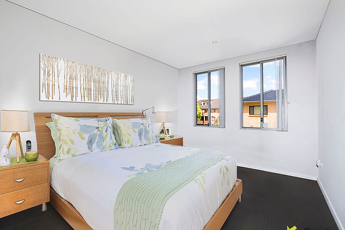 12 / 40-42 Henley Road, Homebush