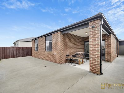 48 Communal Road, Wyndham Vale