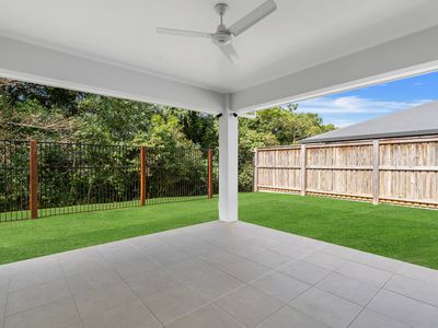 32b Highfield Circuit, Bentley Park