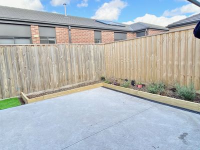 4 Limewood Street, Manor Lakes