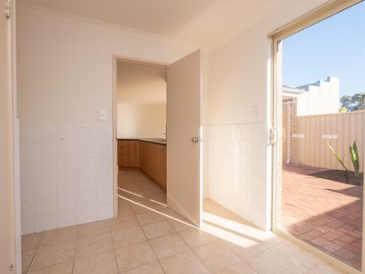 73 MONTORO DRIVE, Port Kennedy