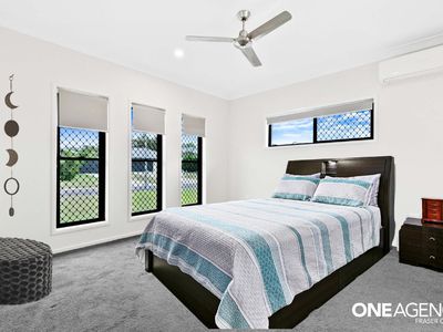 5 Jordan Close, Urangan