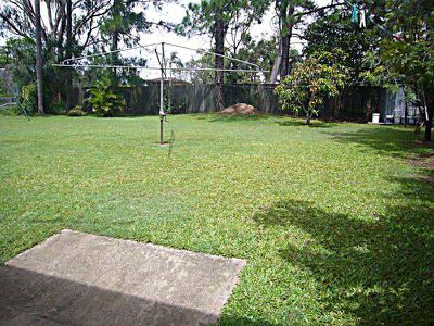 11 Rothon Drive, Rochedale South